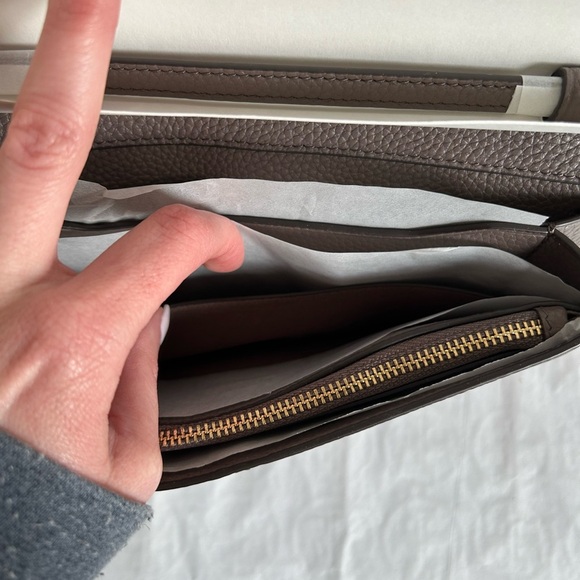 Tory Burch McGraw Wallet Crossbody Bag Silver Maple Gold Taupe Grey Gray - Picture 10 of 16